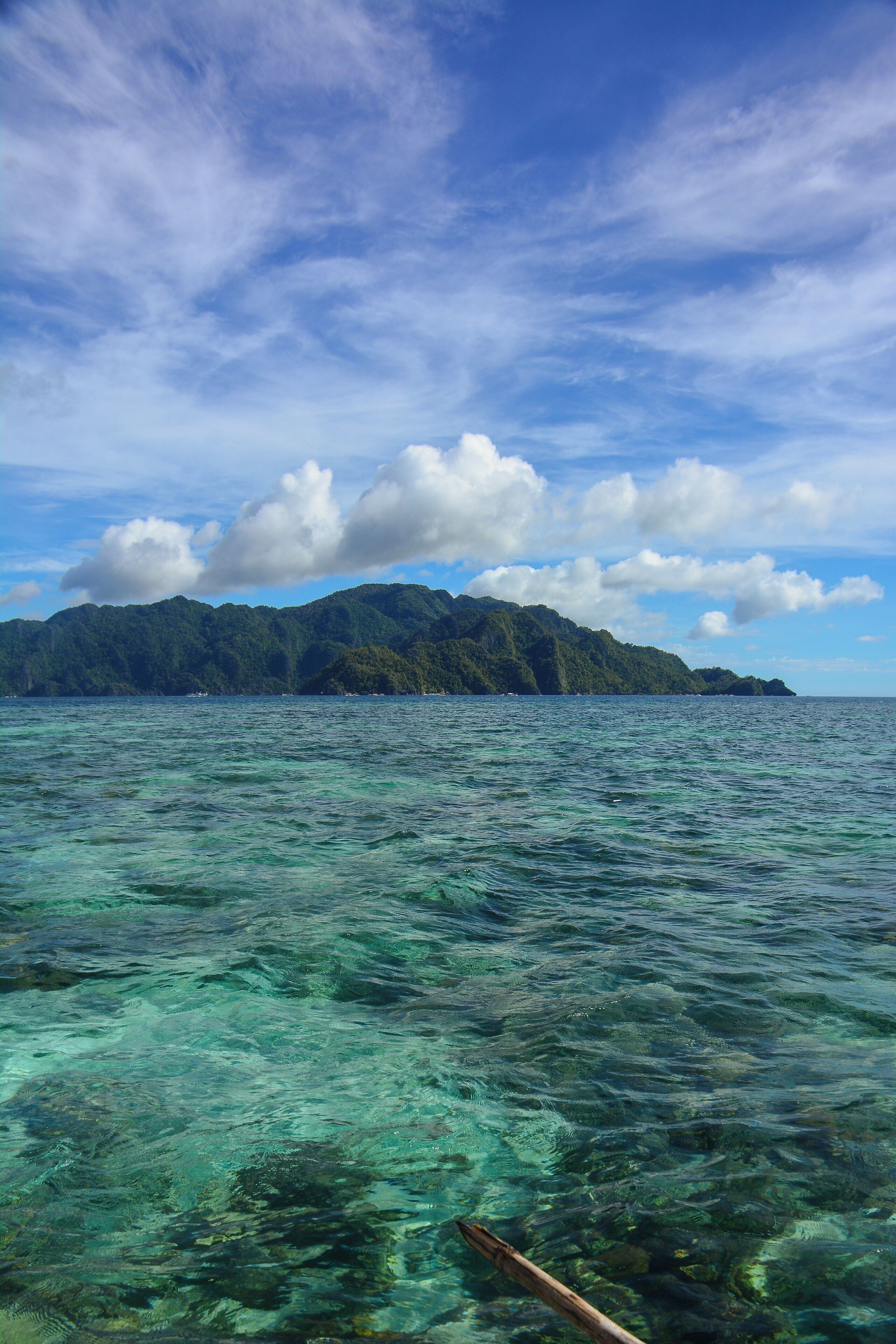 Traveling through Coron Bay island hopping, Coron, Palawan, Philippines
#BvsBlue