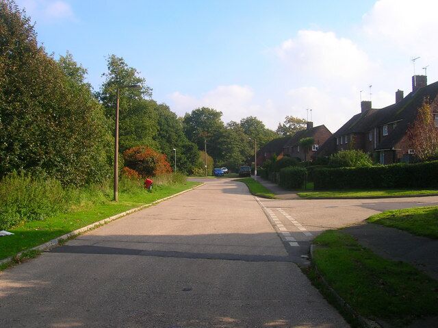 Meadowside Post war housing estate in Storrington. The road heads south east crosses the River Stor then turns westwards before becoming Browns Lane. The junction is with Ravenscroft a 1960s housing estate.