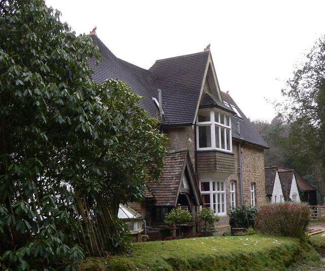 House at the west end of Kingswood Lane