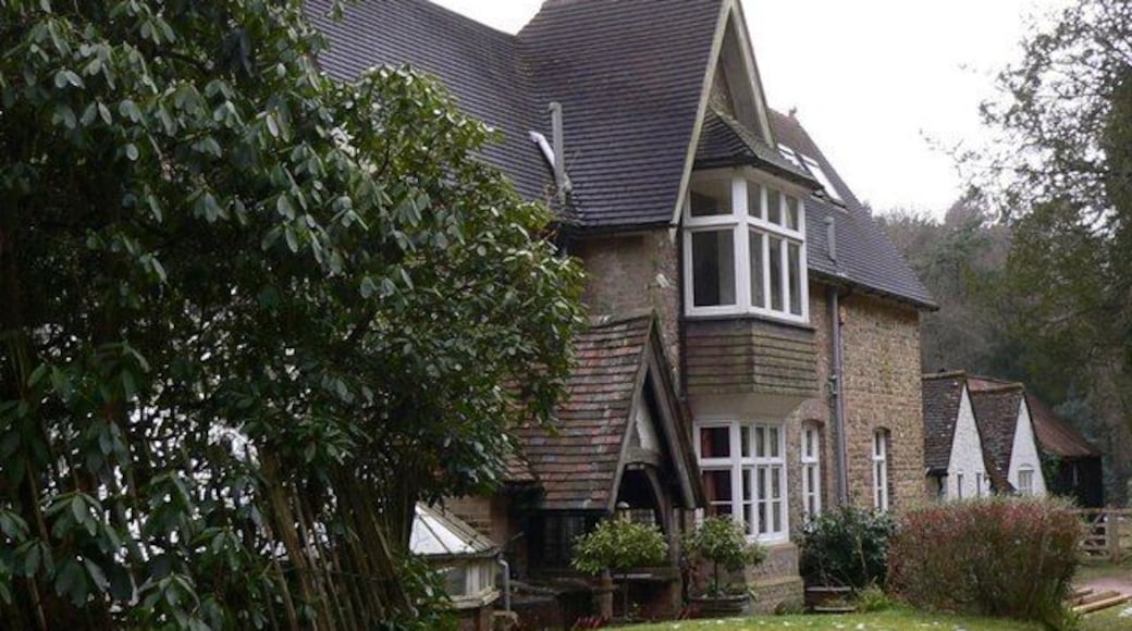 House at the west end of Kingswood Lane