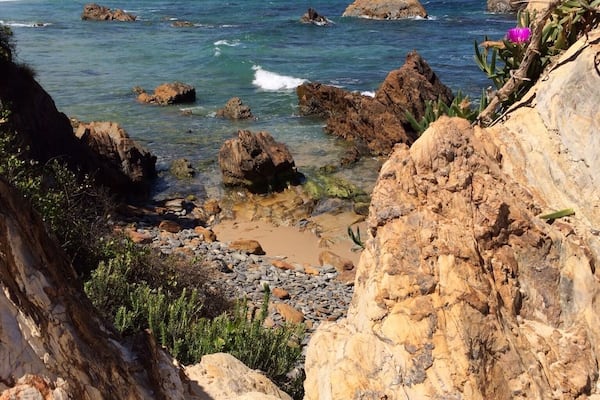 The outlook to Quarry Beach from Secret Beach near Mallacoota and adjacent to Croanjingolong #NationalPark in far eastern Victoria.
Holiday snap with my #iPhone5s from my #Summer #roadtrip in December 2015.
#Australia #Blue
The great #outdoors!