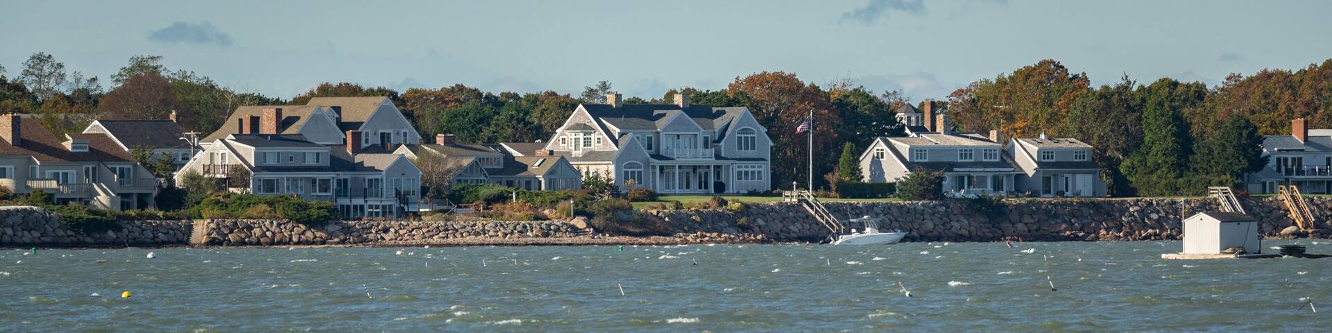 North Falmouth Hotel Guide