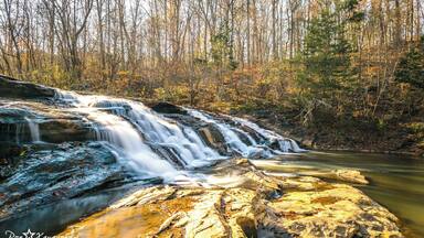 Beautiful waterfalls and the place is very nice and quiet . good place to play in the water.