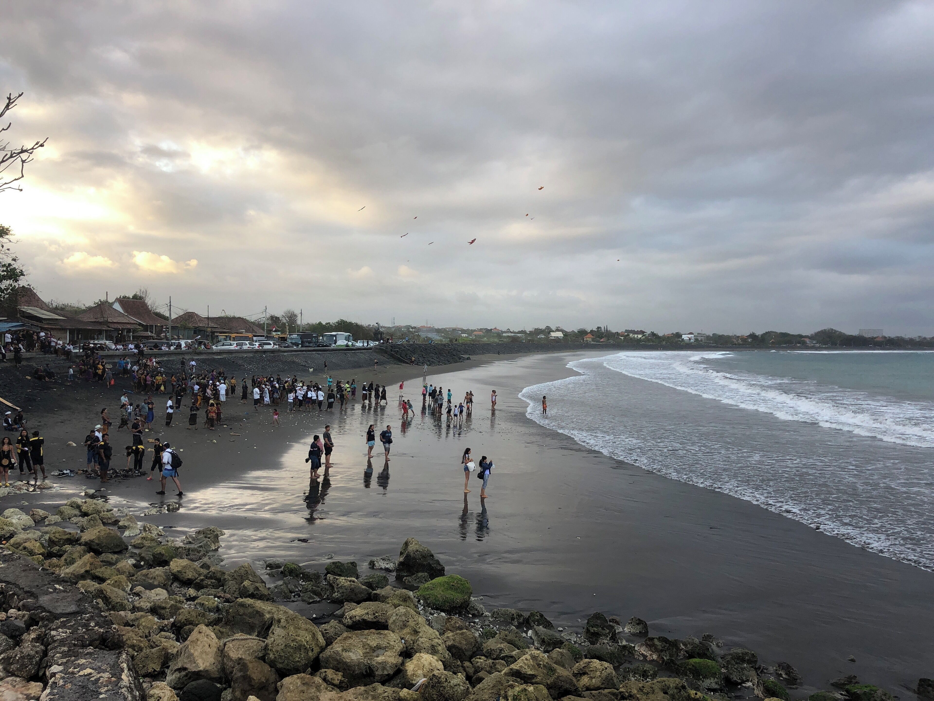 People coming back to Sanur beach