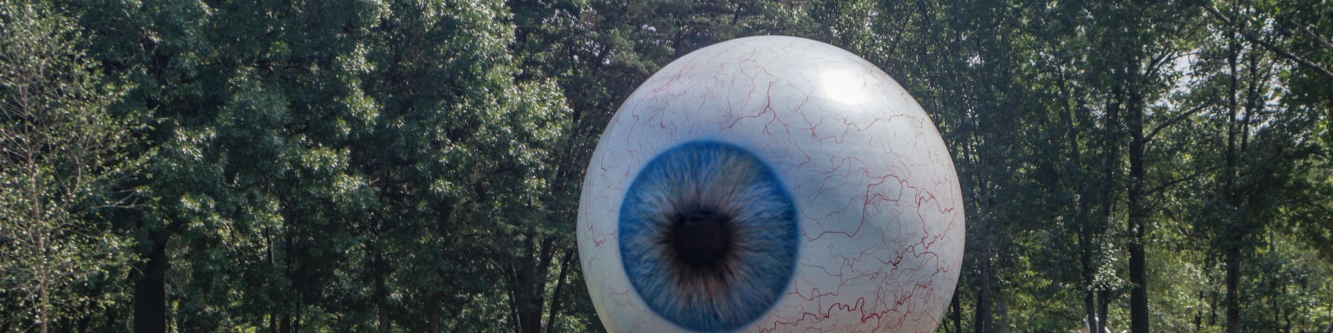 This is a cool place to visit back in my home town of Kirkwood MO. The sculptures here are amazing. Which reminds me, I need to plan a trip back home sometime soon lol.