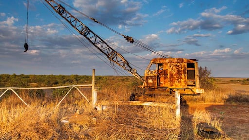 When you drive to the Derby Jetty you drive pass this old crane. I happend to be there just when the sun was going down. The Jetty is also nice to shoot. At low tide it is standing really high. The tide is one of the biggest in the world, over 11 meters!