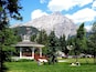 An idyllic setting with a beautiful backdrop, the Central Park in Banff located along the bow river is a perfect place to spend time after a hearty meal in one of the many restaurants in downtown Banff. Beware of the mosquitoes though.