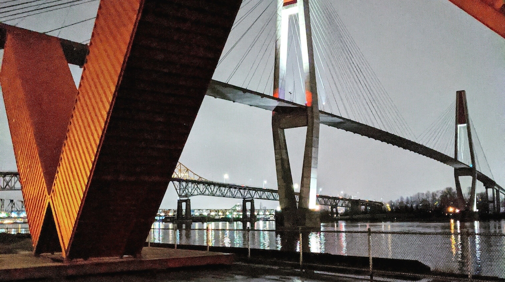 New Westminster. SkyTrain bridge. Fraser River.