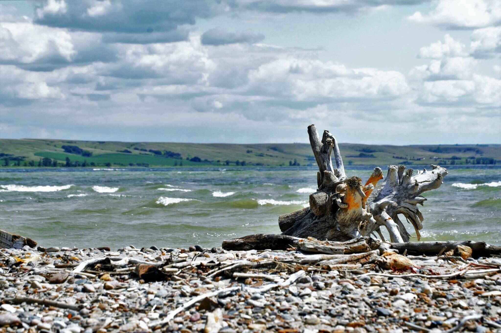 The beautiful mighty Missouri River flows through Stand Rock North Dakota. Beautiful landscape and history  #nature