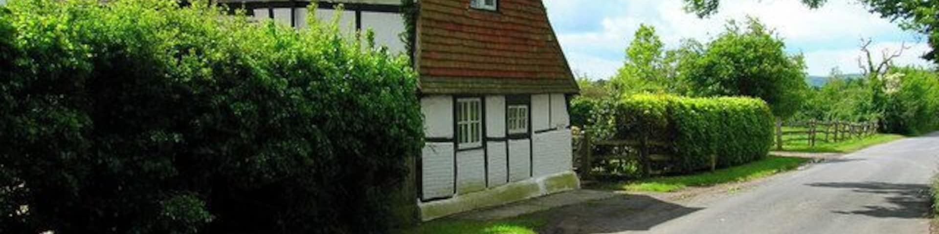 Pollards Farm Cottage. On the road that links Chalvington and Golden Cross.
