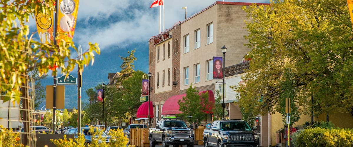 Jasper Hotel Guide