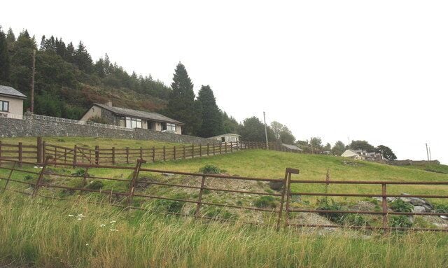 Self-catering holiday cottages at Mila-uchaf, Glasgwm