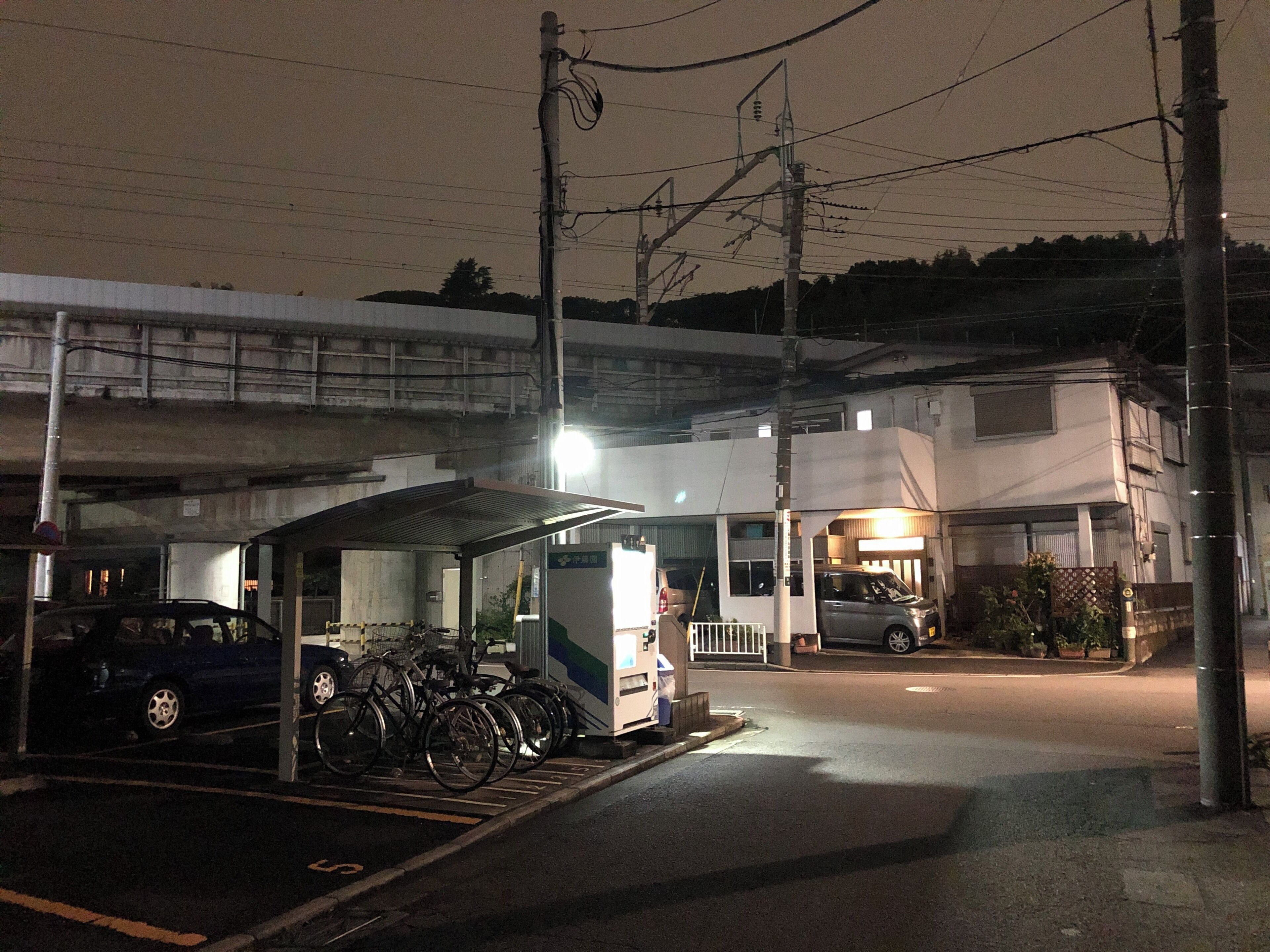Shinkansen lane bridge on a house!  Unbelievable!