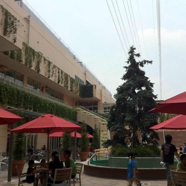 Tressa YOKOHAMA | トレッサ横浜
Shopping Mall