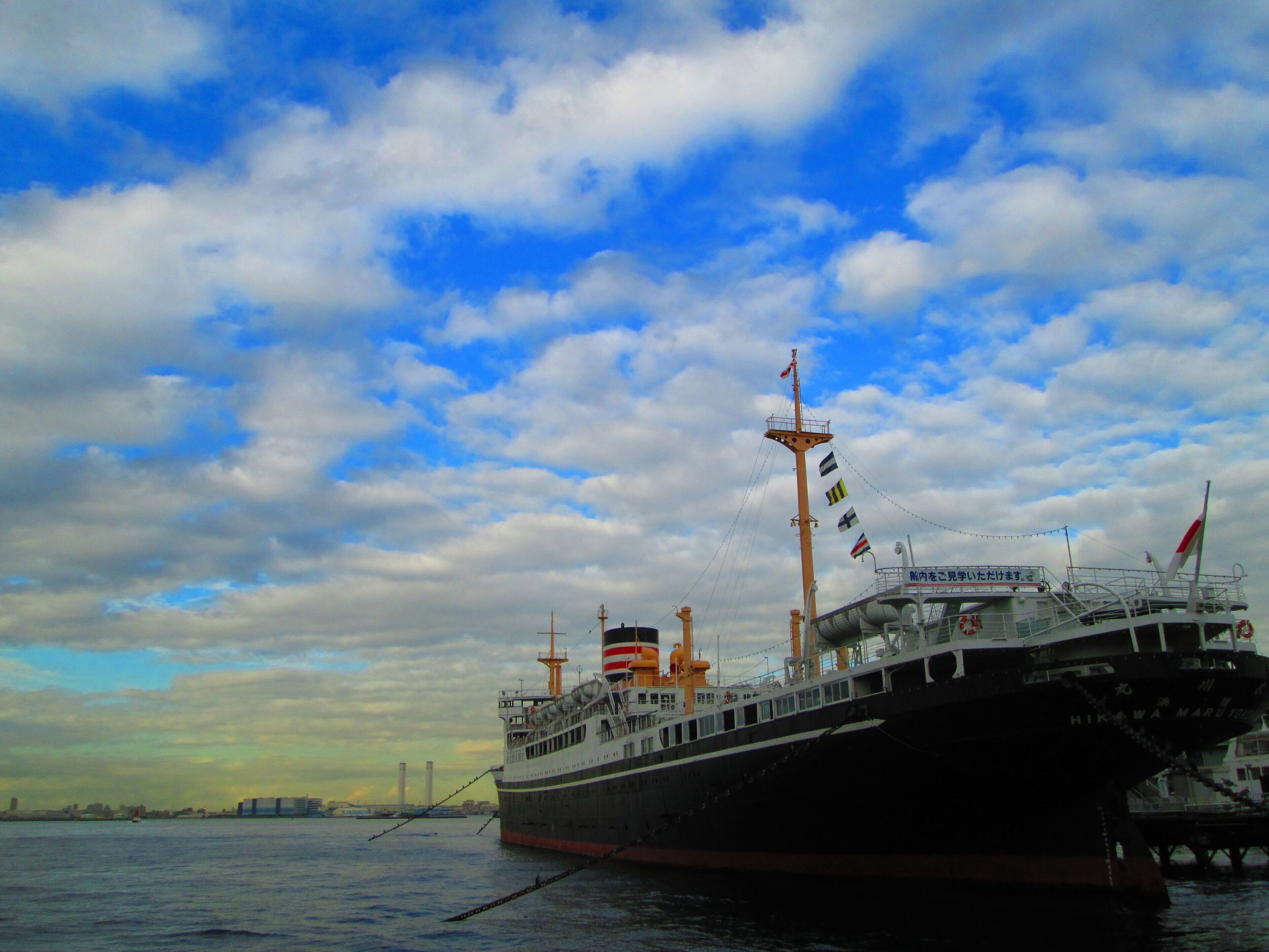 how wonderful it is to be here
#ginnysjournal #Japanseries #farfromhome 