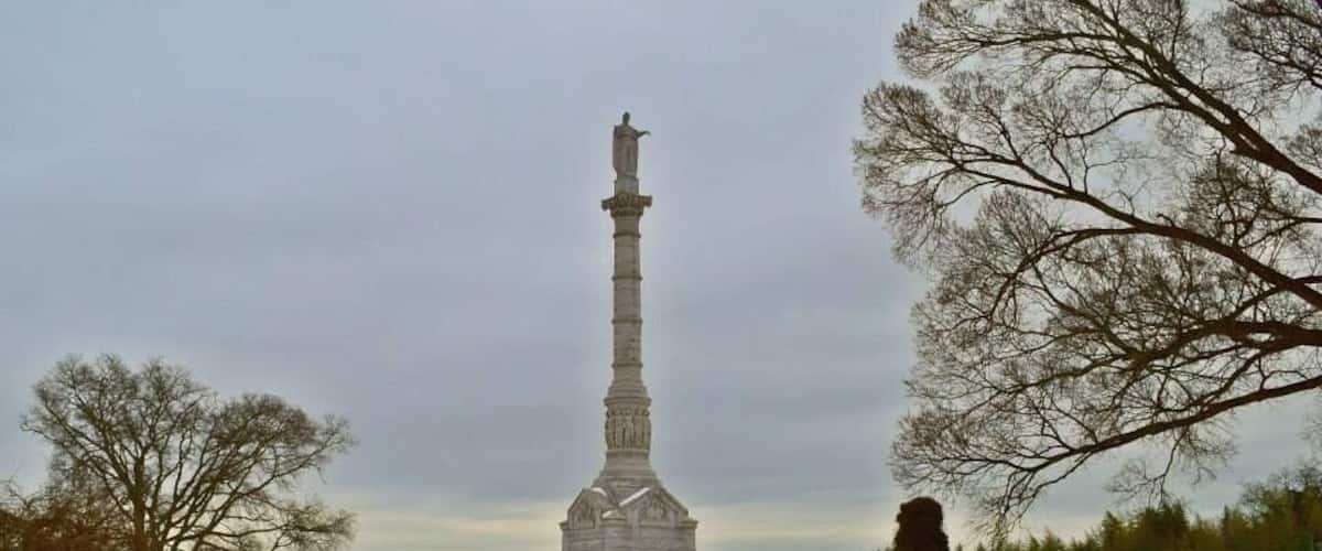 The town was only open for the walking tour and closed for driving due to the weather- which means it was free! (We asked the front desk) it was wonderful to have the place to ourselves. Will definitely go back in the spring/summer.