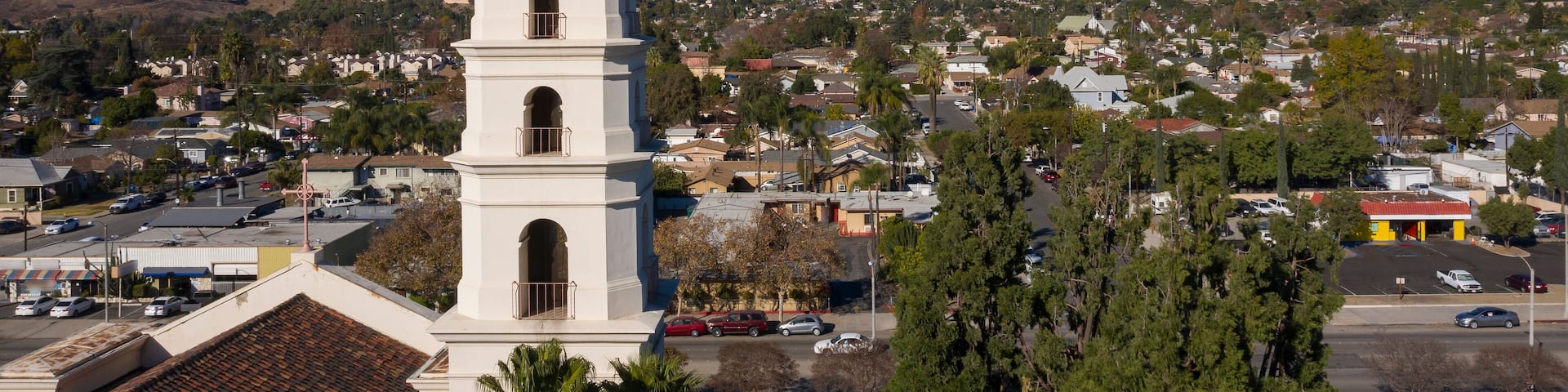 Pomona Hotel Guide