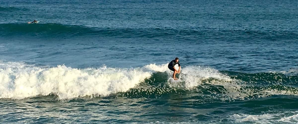 Check out Montauk on a breezy day to see the surfers! You can sit on the rocks by the water or set up chairs along the walking path. It's PERFECT! #Beachbound