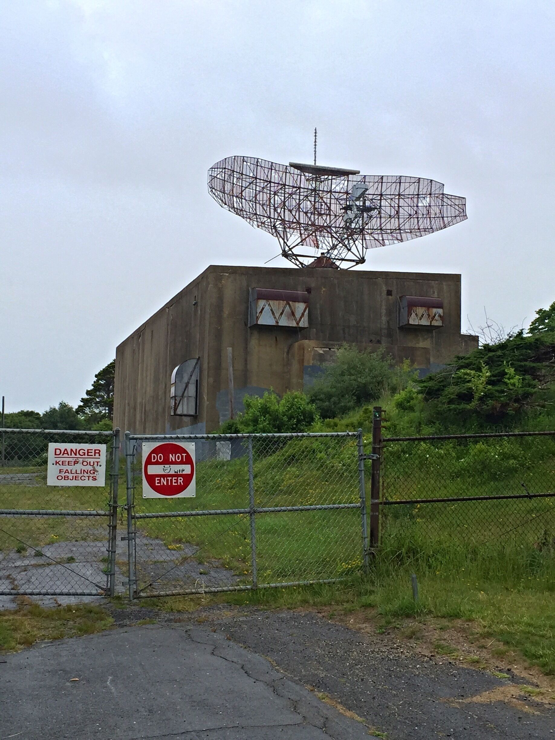 A old radar station from WW2 deep inside the base.
Montauk, N.Y. is a picturesque, oceanside community on the tip of Long Island, Montauk is also known for Camp Hero, a decommissioned Air Force base.
Conspiracy theorists and people who say they have spent time there claim Camp Hero was once used for bizarre, secret experiments that included mind control, time travel and contact with extraterrestrials. All sorts of crazy things are  reported in the area. So many cool places to explore!!!