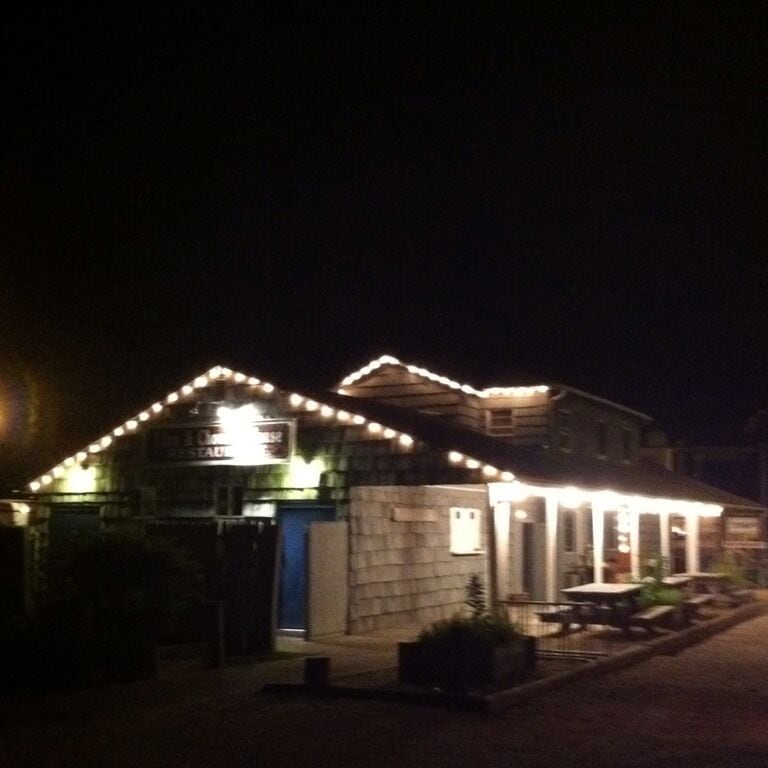 Fresh fish. Good sushi. Low key rustic environment. 