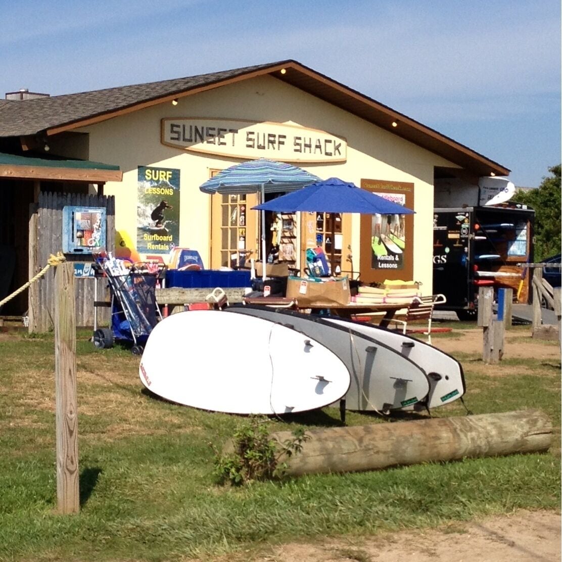Great little, neighborhood surf shop a couple blocks off the beach in Montauk. Surf and paddle board rentals/sales, cool hats, t- shirts and swimwear, with a totally chill vibe. Reminds me of my neighborhood surf shop in Newport Beach (CA), 16th St Surf Shop; very cool, and refreshingly old school. 