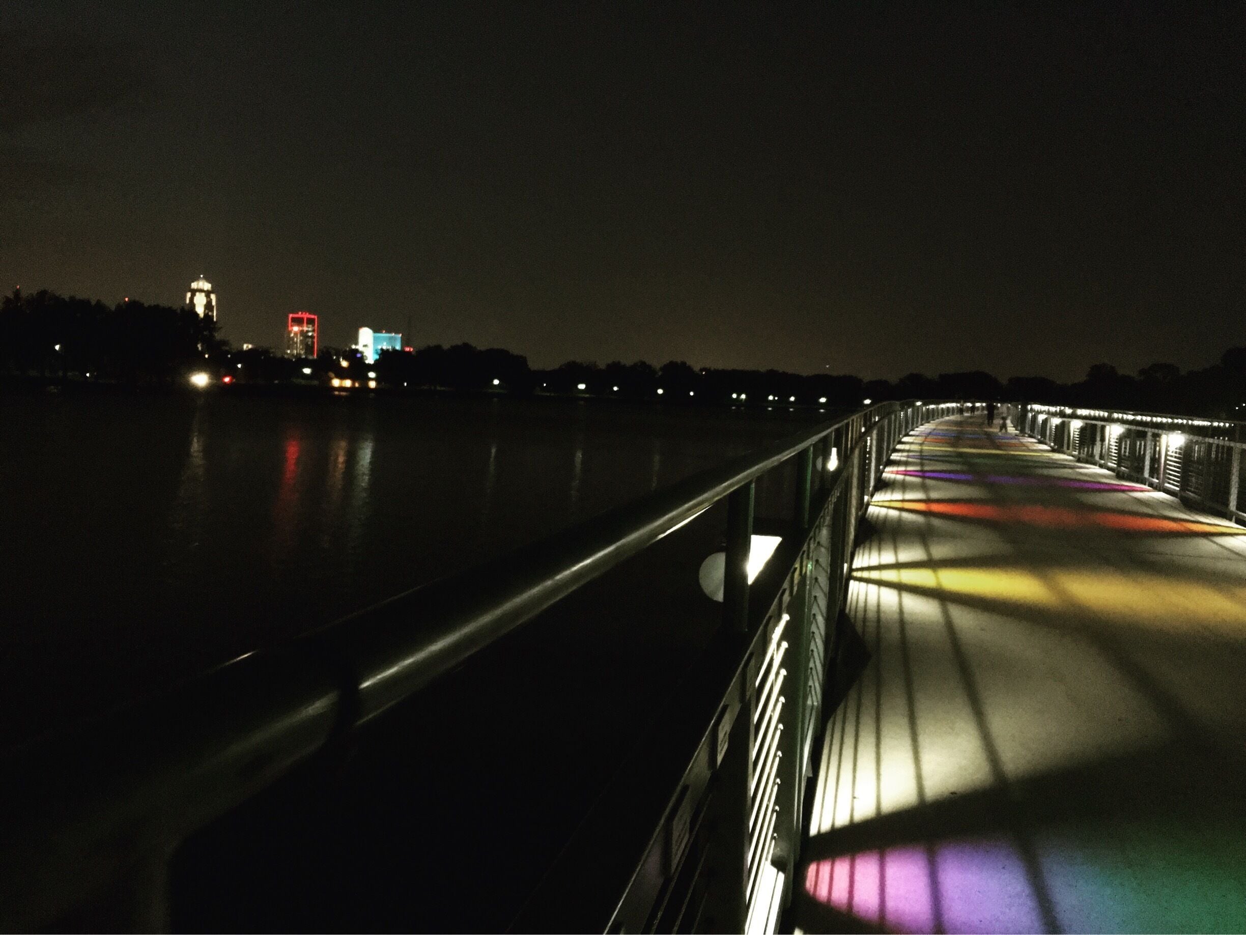 Walking bridge over Grays Lake 