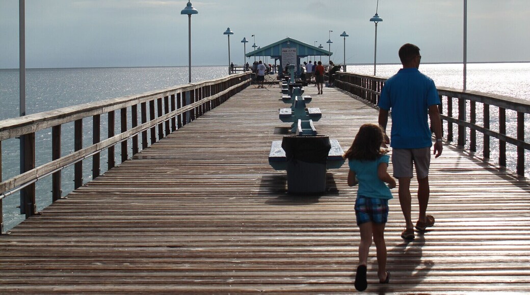 876 foot long fishing pier -the longest in South Florida
#perspectives