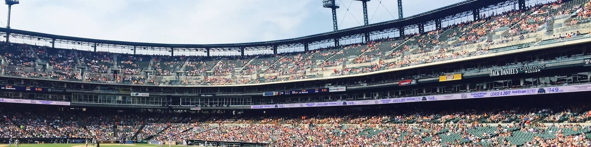 Pavilion - Baseball match
"Detroit Tigers
-VS-
LA Dodgers"