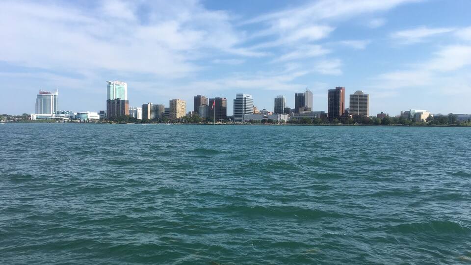 Love the Canada view from the Detroit side 🇨🇦