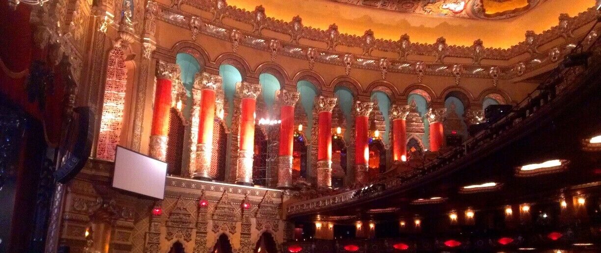 If you ever have the chance to see a show at Detroit's Fox Theater, I highly suggest it! Not only will you enjoy a performance, but you'll have the chance to appreciate the beauty of the building! #localgem