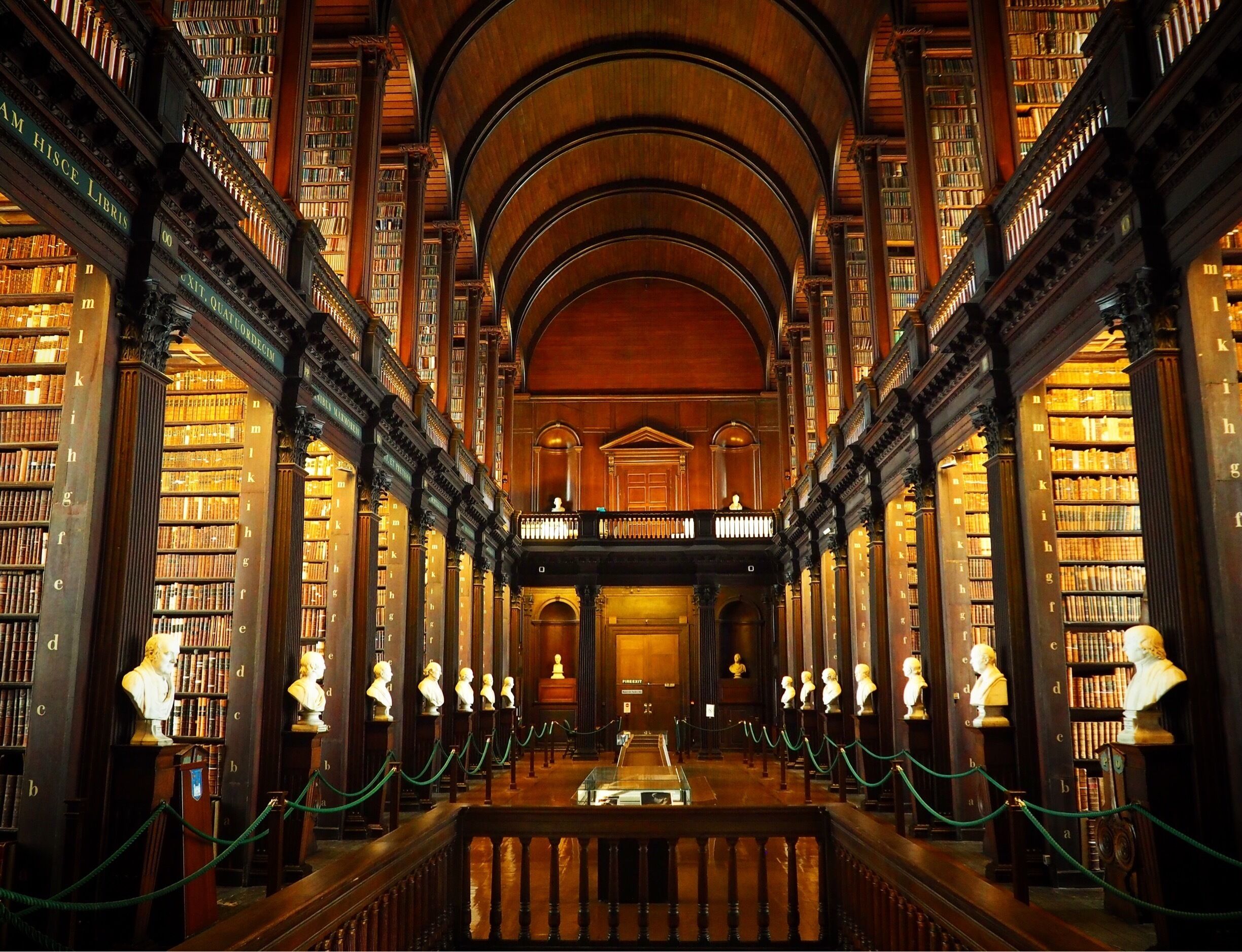 To every book nerd out there this is the long room of the library at Trinity College in Dublin, Ireland. The largest library in Ireland (with over 200,000 books) and home to the Book of Kells.

Photo: me using the @olympus_pengeneration EPL7 

FUN FACT: The Jedi archives of the Jedi Temple in Episode II strikes quite the resemblance ... could it have been the inspiration?? 

 #Travel #InstaTravel #PassionPassport #Wanderlust #BeautyIsEverywhere #Explore #SeeTheWorld #JustAGirlTraveling #Dublin #Ireland  #BookOfKells #TrinityCollege #Library 