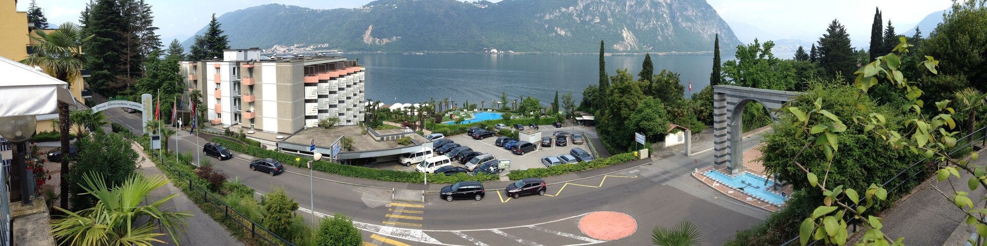 Панорама из отеля Campione