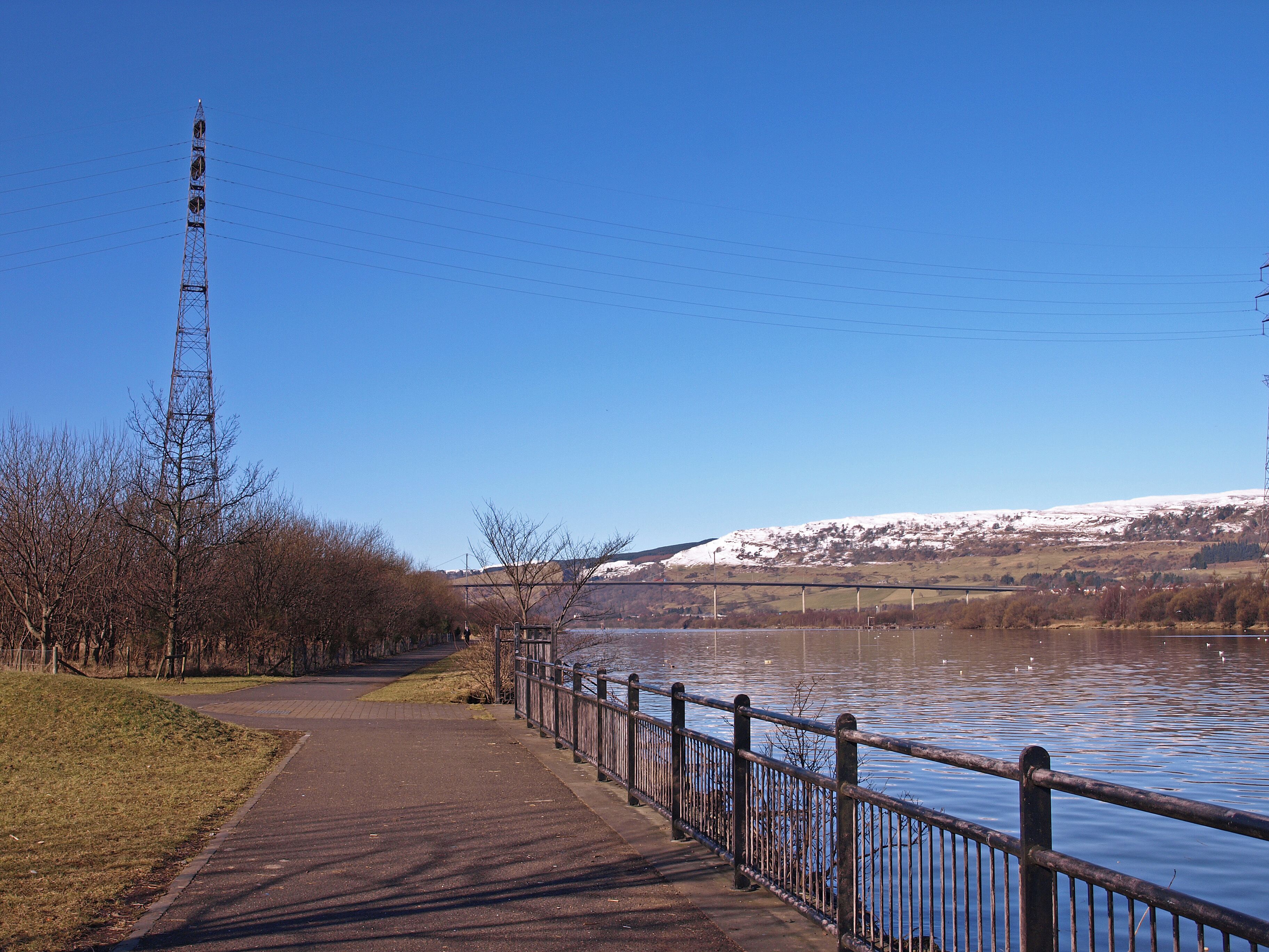 Walkway, River Clyde Looking down stream to the Erskine Bridge. Kilpatrick Hills to the right.