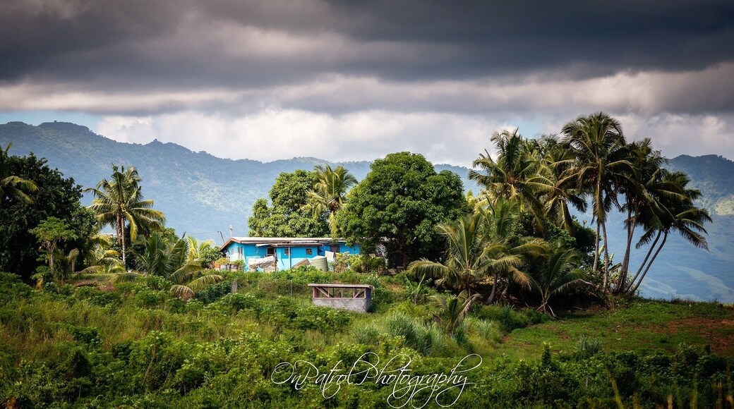 While it’s easy to stay put in the magnificent resorts in Fiji, it’s an experience in itself to head out to the countryside to see how the locals live.
