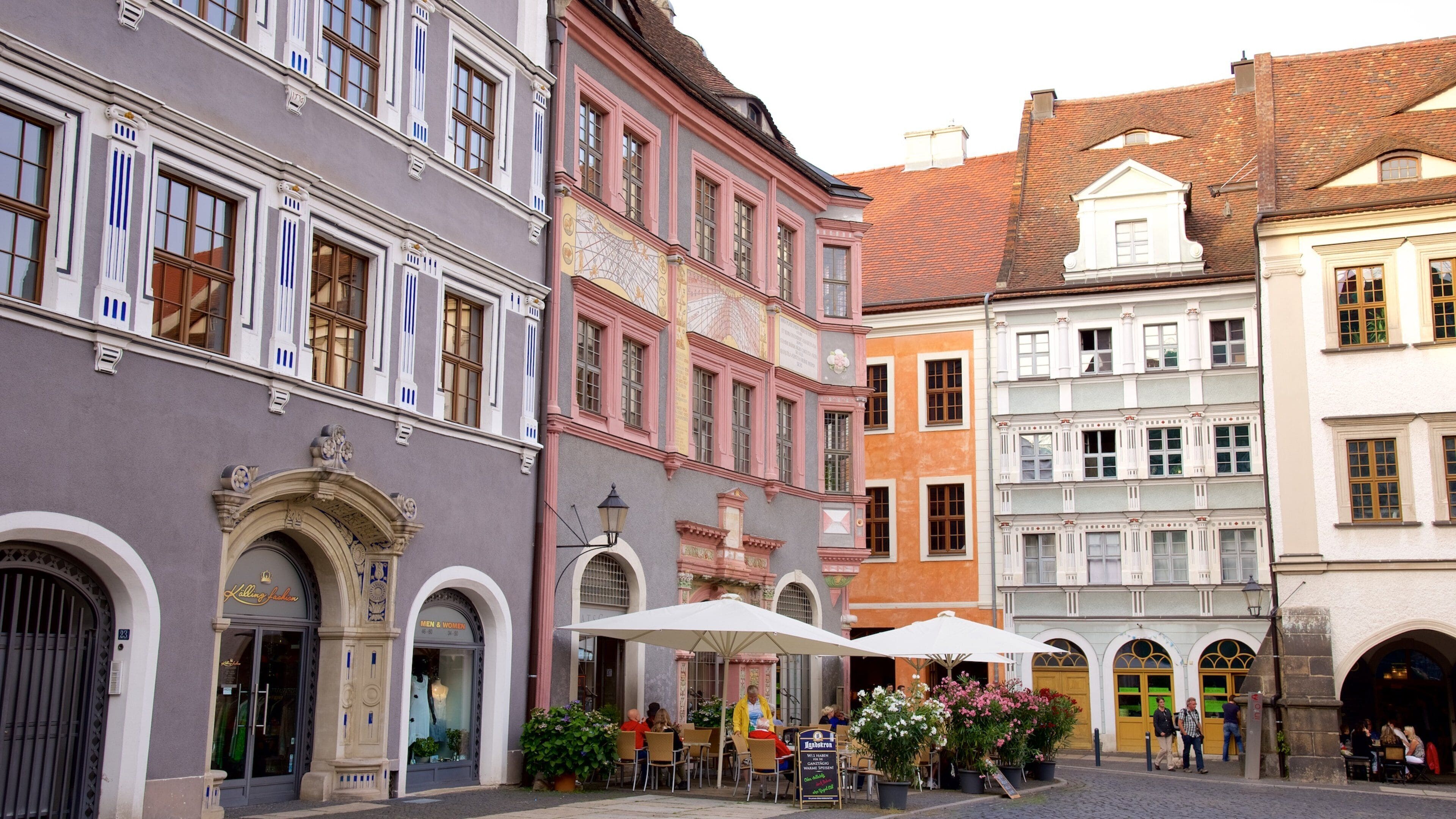 Goerlitz showing outdoor eating