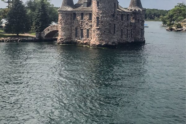 Boldt Castle is located in one of the islands of Thousand Island.