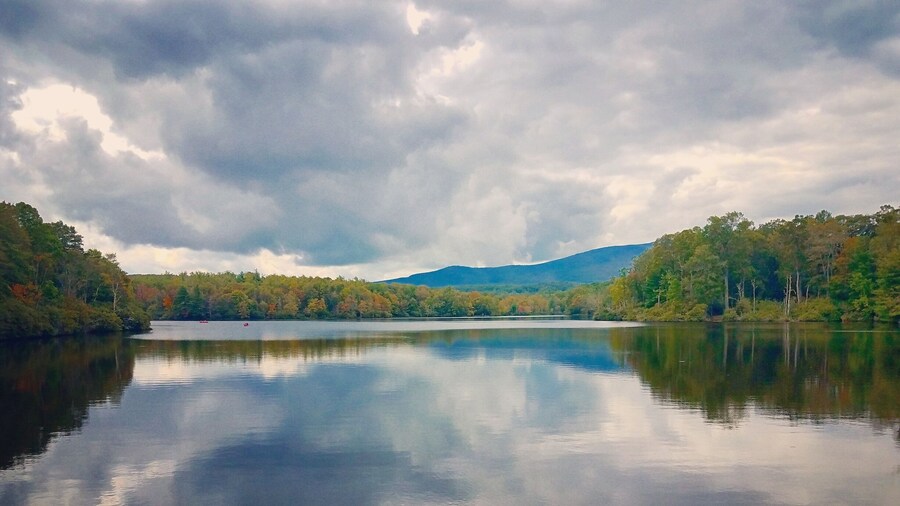 I love this lake and any photos taken here will always turn out magical!