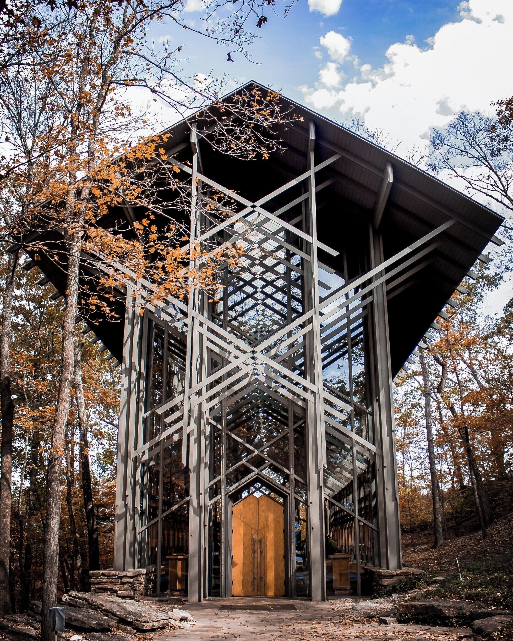 This is one of the many not-so-hidden gems to be found in Eureka Springs and it's so beautiful!