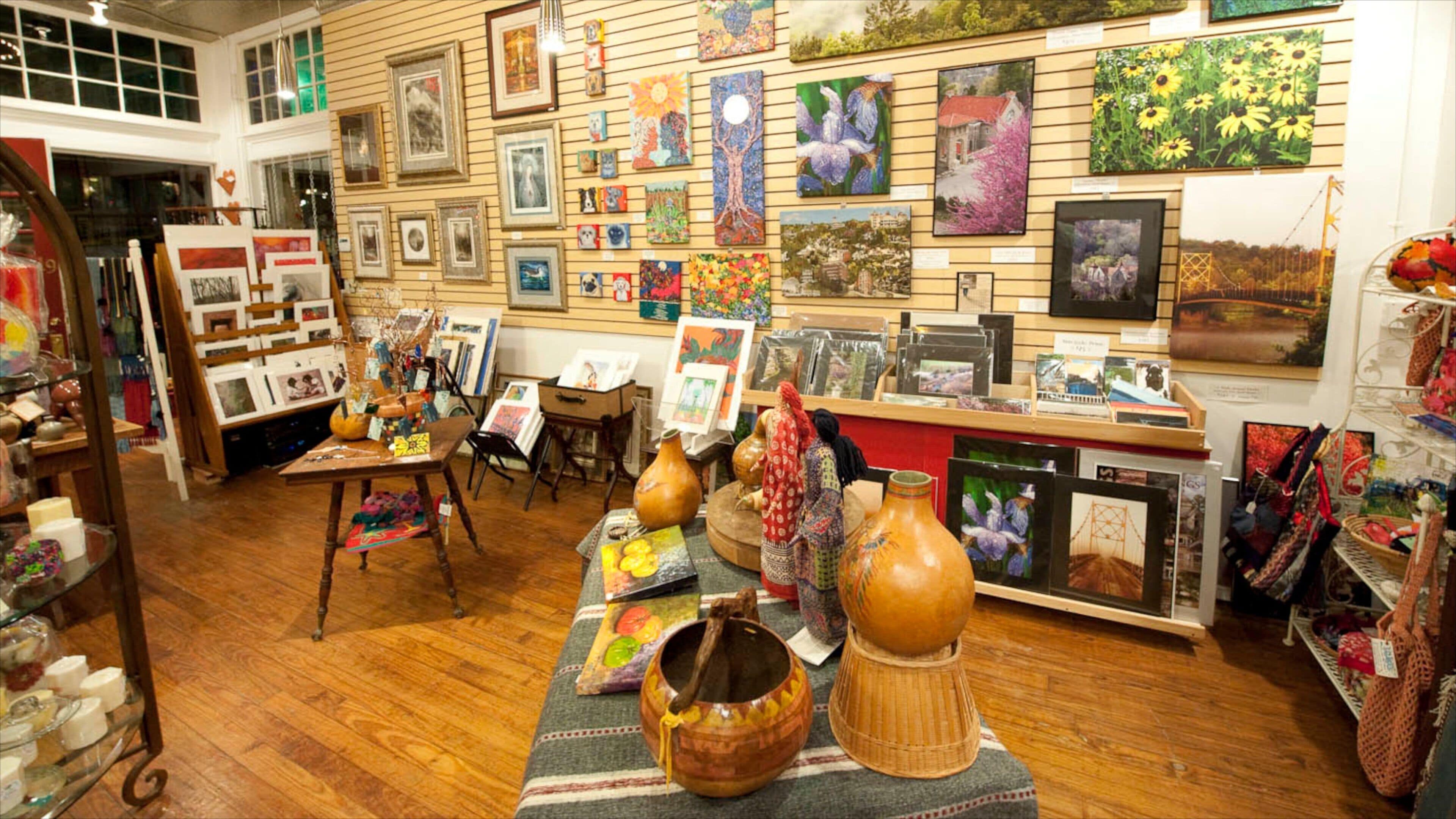 Eureka Springs featuring art and interior views