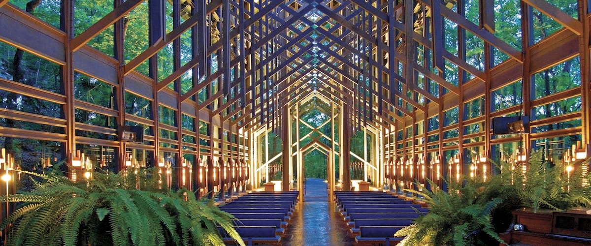 Eureka Springs which includes interior views, a church or cathedral and modern architecture