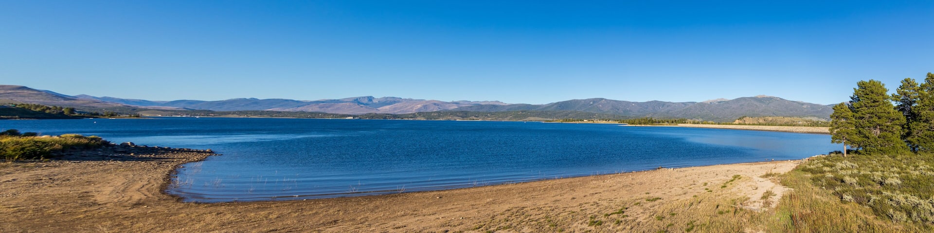 Beautiful Autumn Landscape on Granby Lake in the Colorado Rocky Mountains