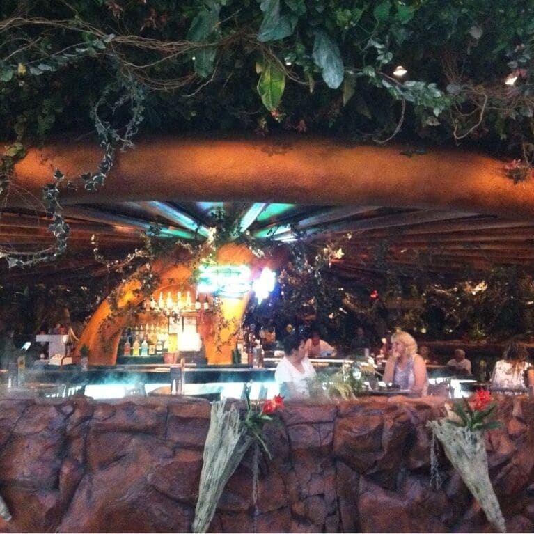 The best place to wait for your wife when she is shopping!! 😄😄