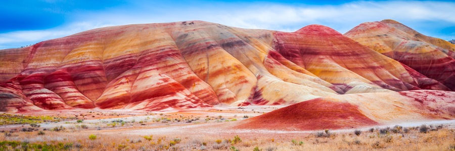 Colorful clay hills in the Painted Hills of Oregon