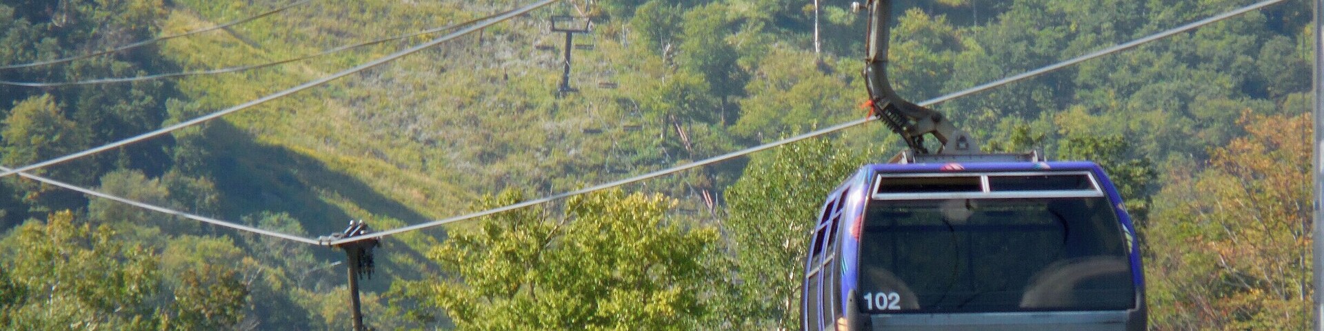 The gondolas were busy loading mountain bikers and their bikes for the trip up the mountain. This time of year is wonderful here in Northern New England. While it is to early for fall foliage, the weather is cooler, but still warm enough for many outdoor activities.