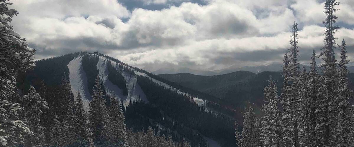 Summit of keystone skiing. Beautiful views, beautiful day! Fresh powder.