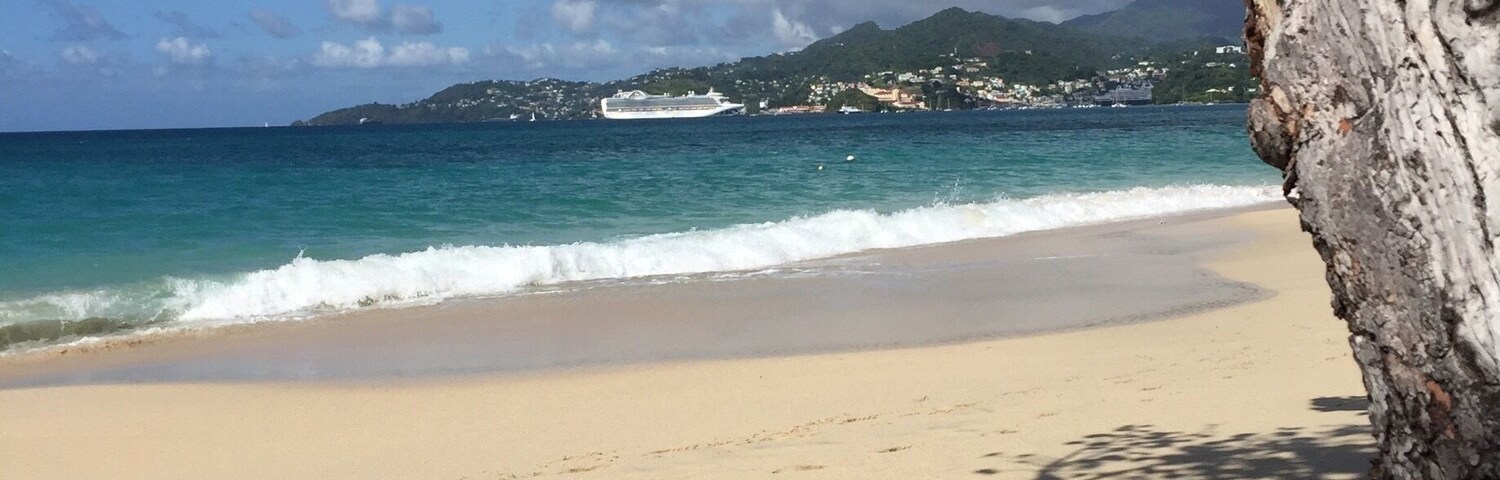 Saltwater breeze after walking 2 miles feels blissful. The view is unparalleled in my experience.