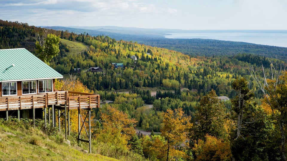 Lutsen Mountain, Shutterstock ID 504322900, purchase_order: SP-1269 HA 2018 Batch 1, Order: , client: , other: