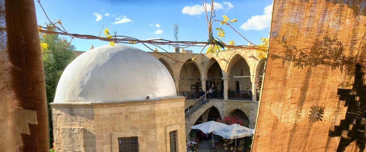 I like this place...