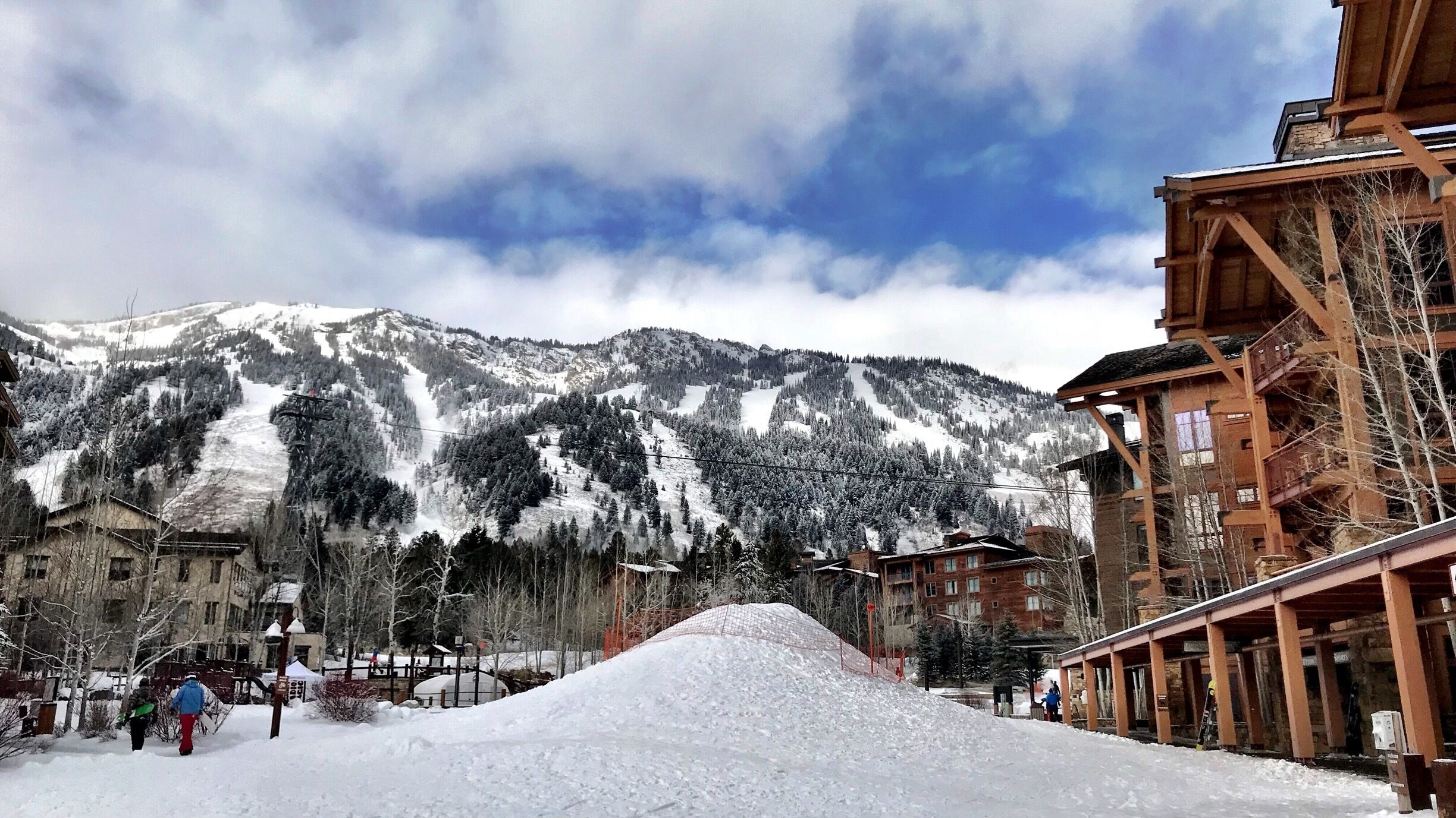 Still one of our favorite destinations, Jackson Hole never disappoints.  Winter or summer you can’t go wrong! #mountains