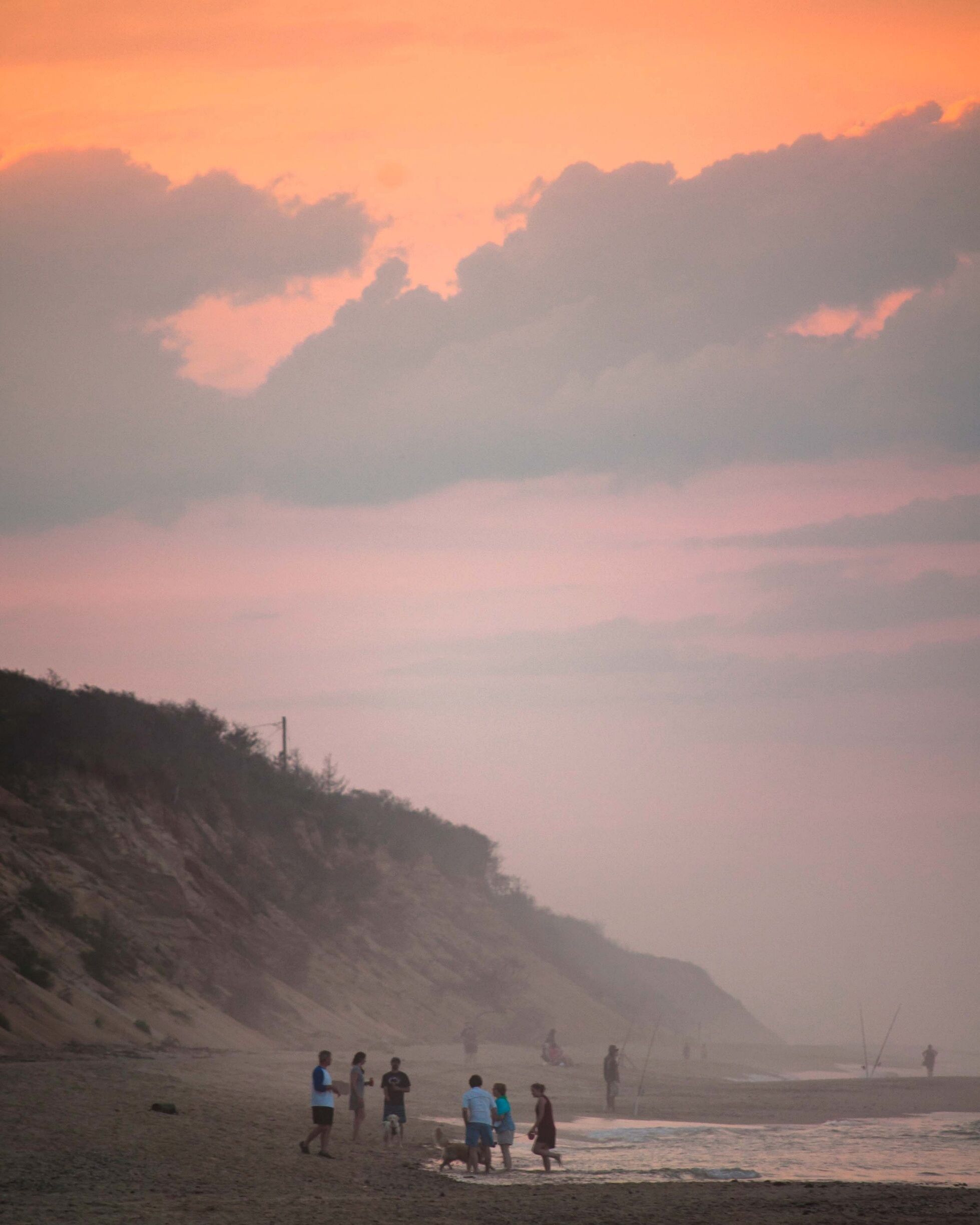 Yesterday being a warm day, we chose to beach it out in Cape Cod. Eager to catch a beautiful sunset, we rushed to Nauset Light Beach just in time before the sky turned orange and pink. Such sights leave us tongue tied. So we'll let the picture do the talking 😉

#CapeCod #Beach #NewEngland